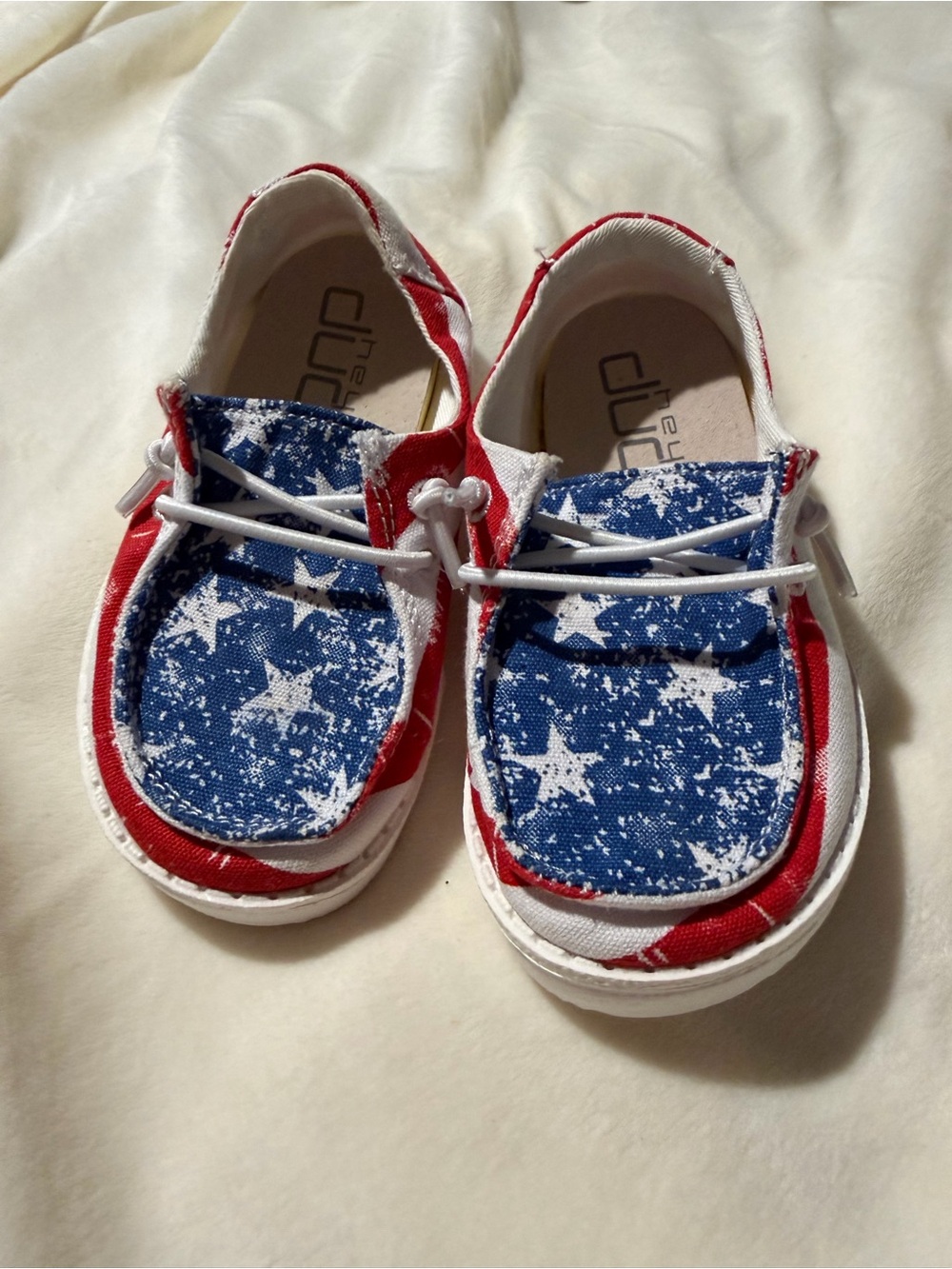 Hey Duse Kids Star Spangled Patriotic Canvas Slip-On Shoes in Red & Blue Size 7